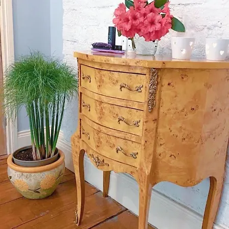 Pensión Clone Aughrim