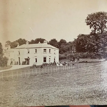 Clone & Gardens 5* Aughrim