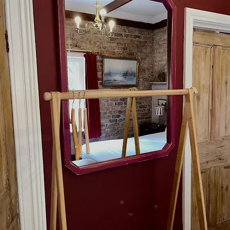 Clone Guest house 5*